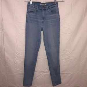 Levis skinny jeans